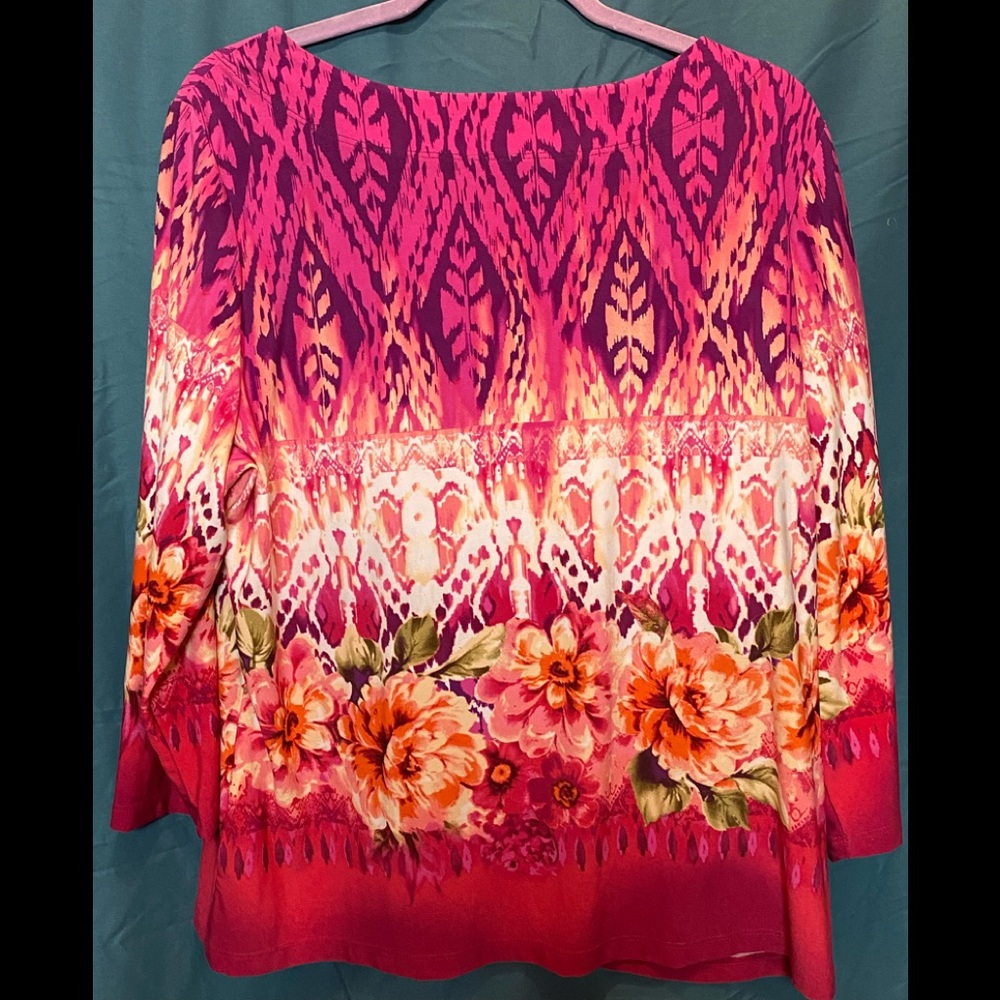 🌺 Investments Scenic Blouse 🌺